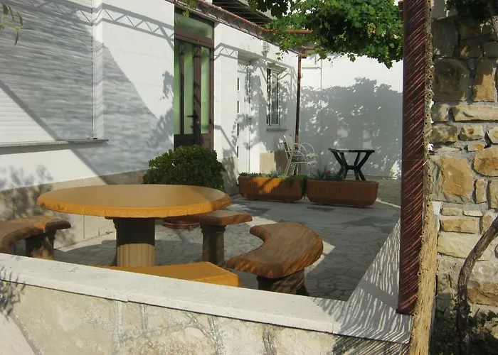 Maskarin Rab Apartamento Mundanije